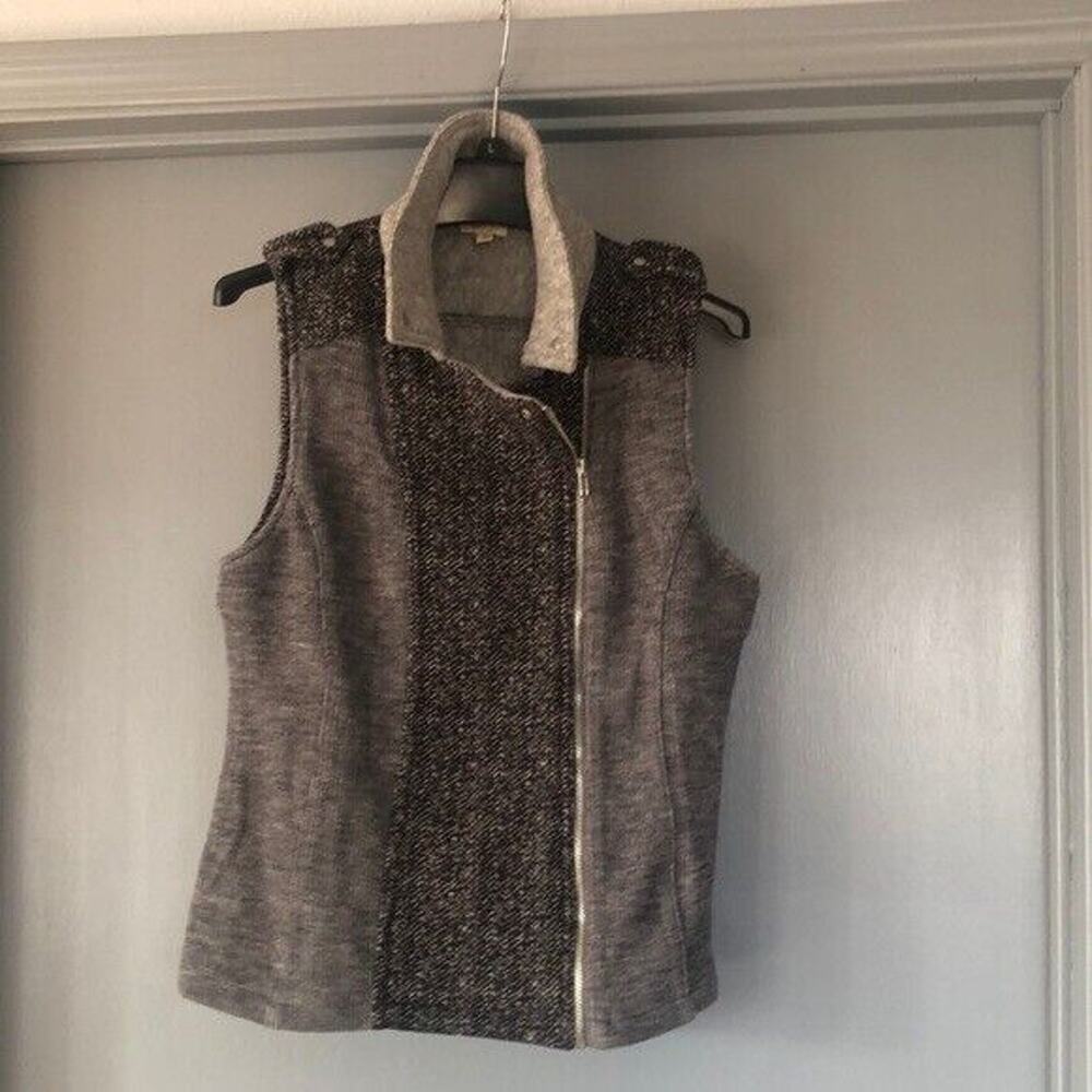 Hem and Thread Gray Vest Women’Large herringbone knit fleece full zip